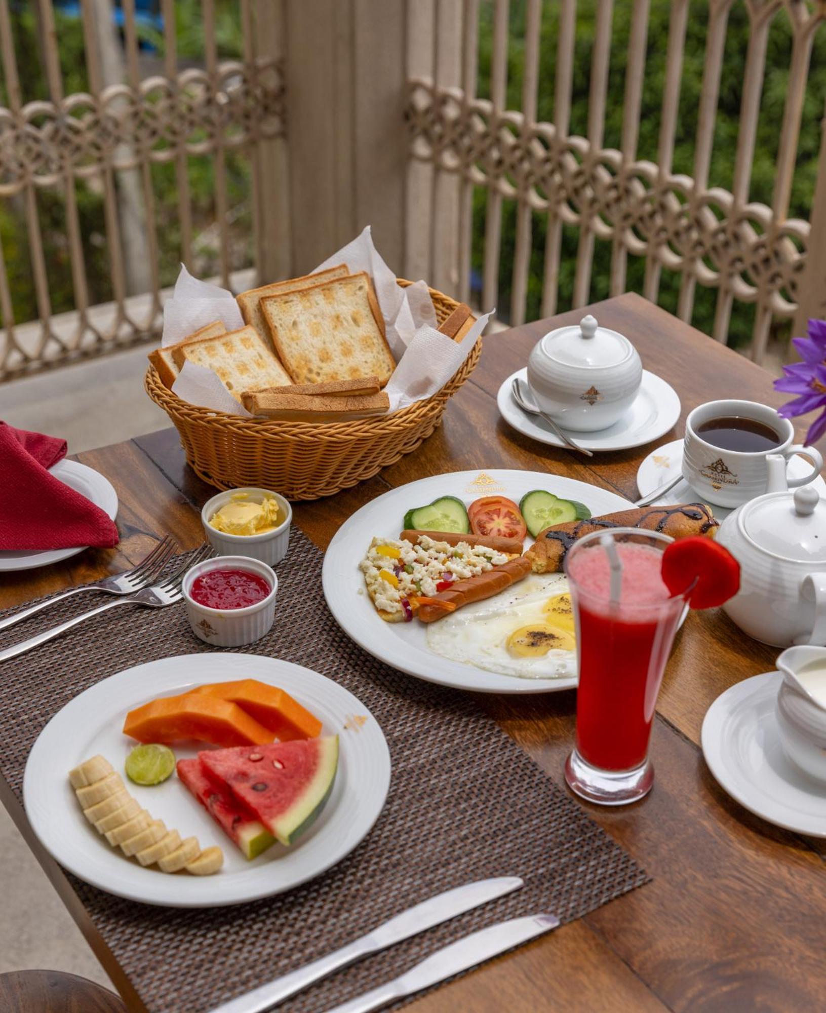 Hotel Cassendra كاندي المظهر الخارجي الصورة